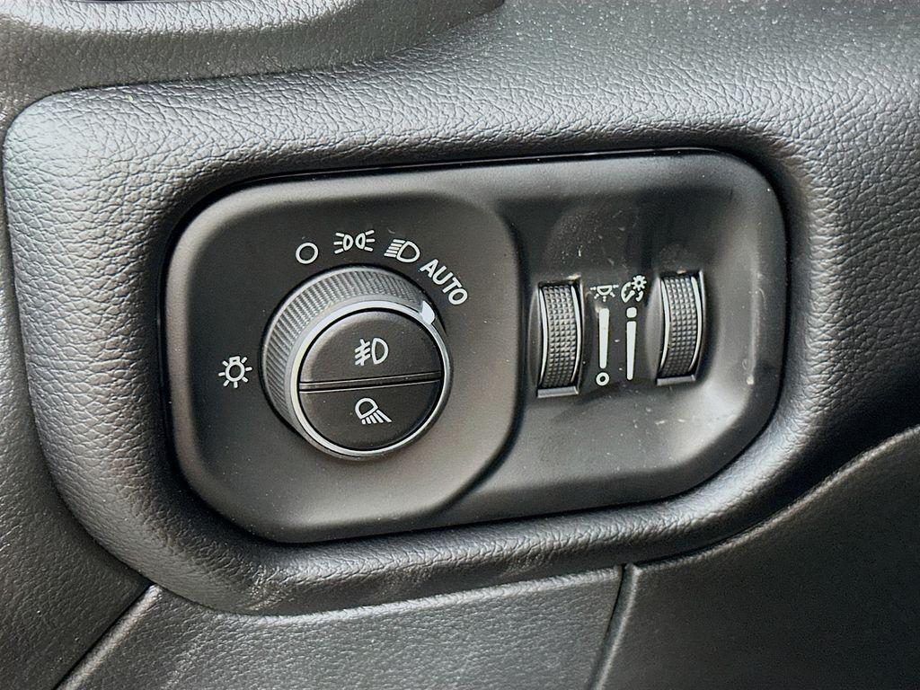 new 2025 Ram 2500 car, priced at $80,869