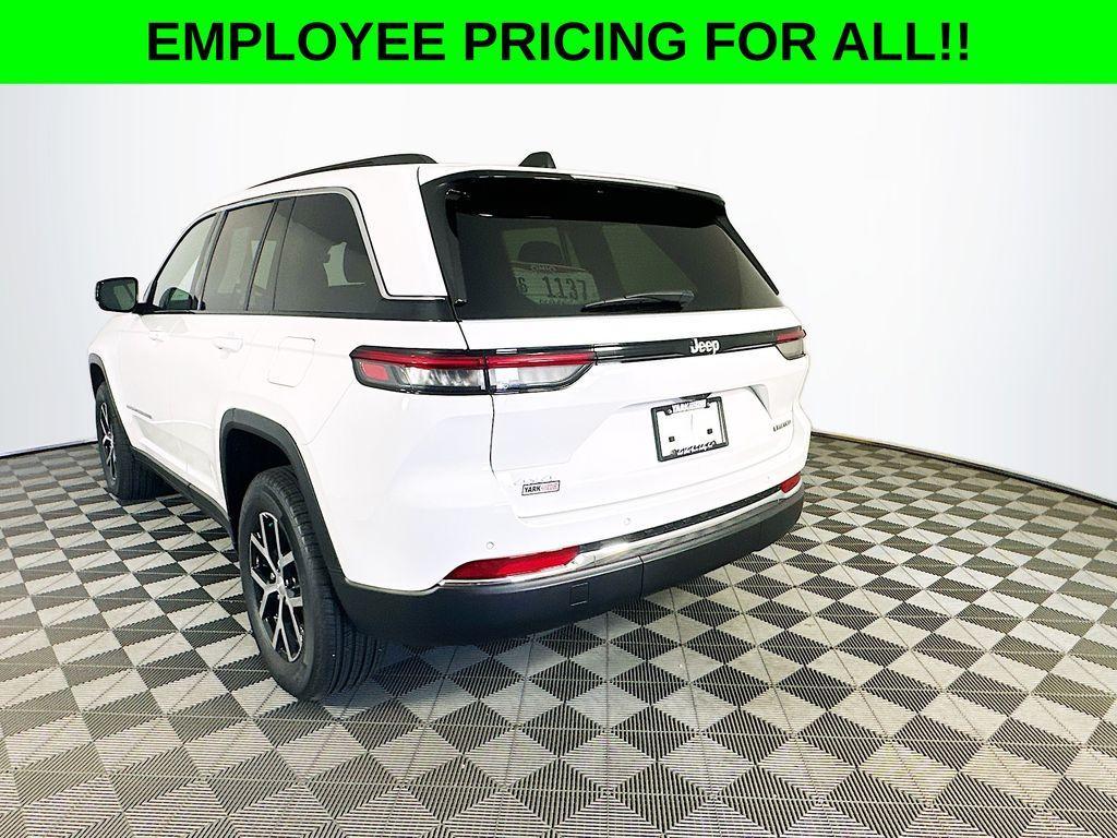 new 2025 Jeep Grand Cherokee car, priced at $42,846