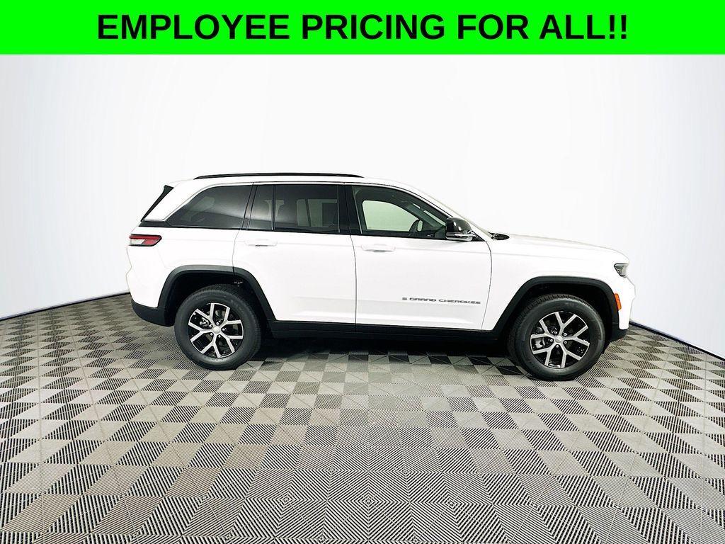 new 2025 Jeep Grand Cherokee car, priced at $42,846