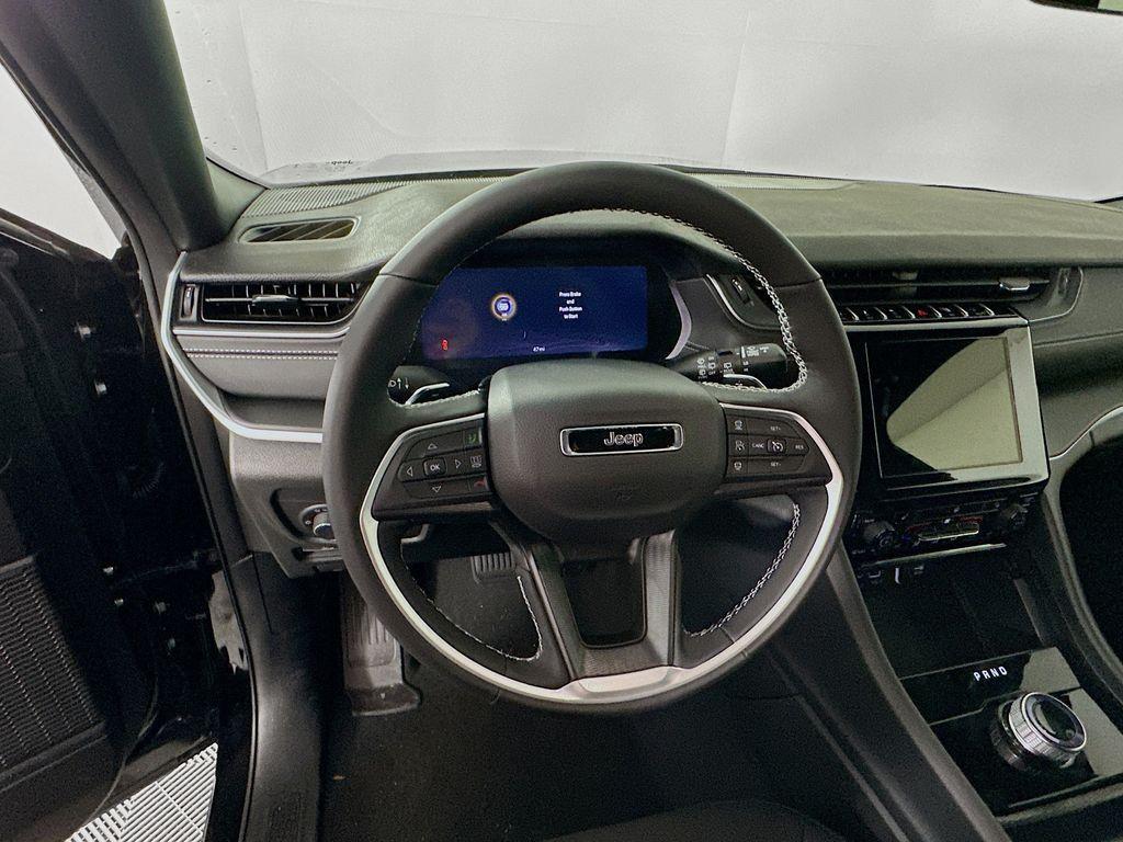 new 2025 Jeep Grand Cherokee L car, priced at $42,964