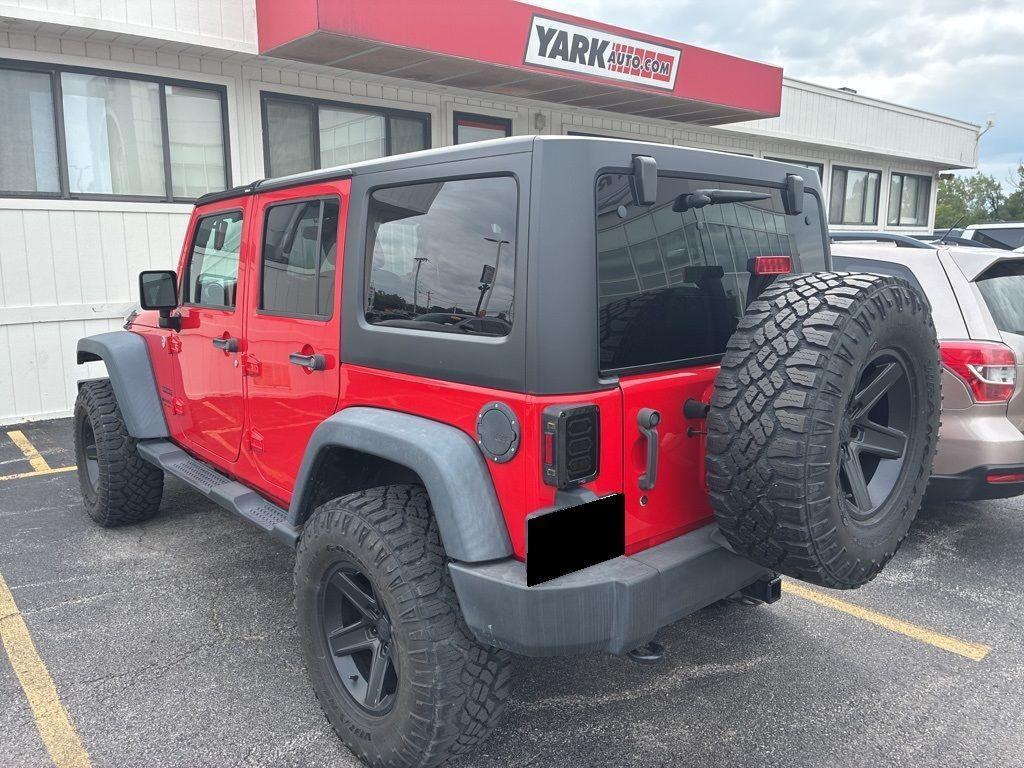 used 2015 Jeep Wrangler Unlimited car, priced at $20,800