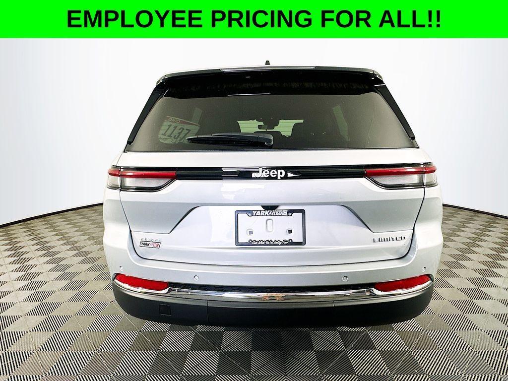new 2025 Jeep Grand Cherokee car, priced at $47,750