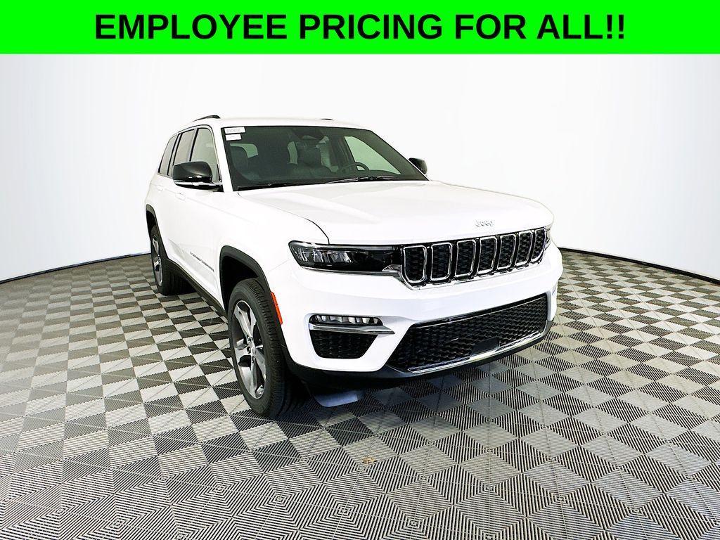 new 2025 Jeep Grand Cherokee car, priced at $45,091