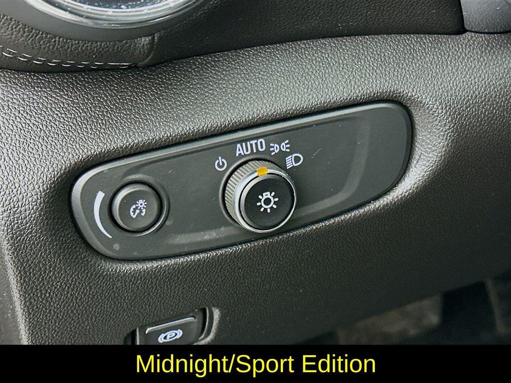 used 2024 Chevrolet Blazer car, priced at $25,499