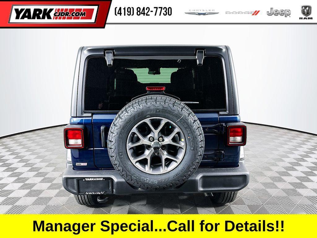 new 2025 Jeep Wrangler car, priced at $43,305