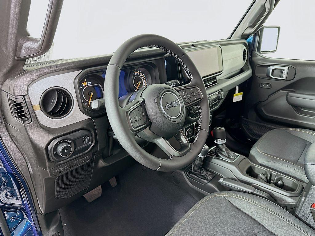 new 2025 Jeep Wrangler car, priced at $44,305