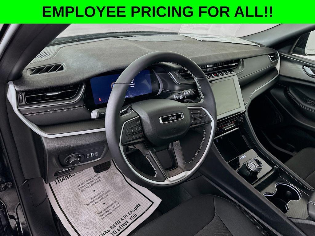 new 2025 Jeep Grand Cherokee L car, priced at $40,847