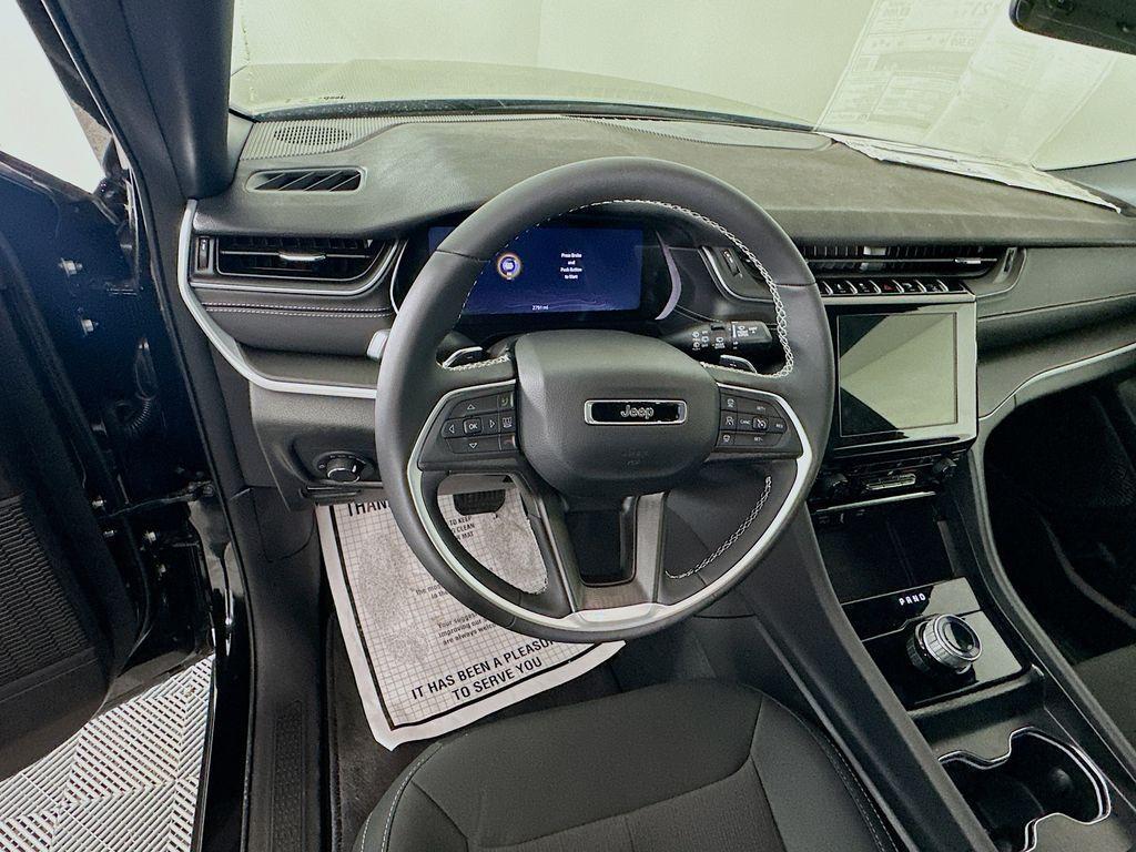 new 2025 Jeep Grand Cherokee L car, priced at $38,347
