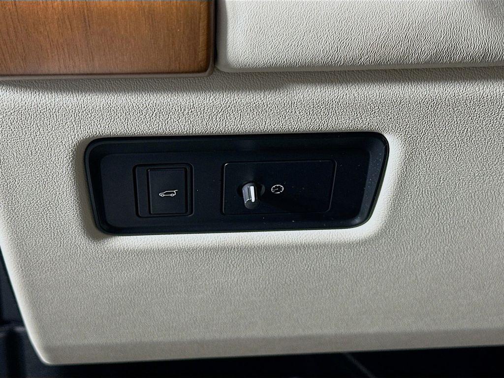 used 2019 Land Rover Range Rover car, priced at $28,599