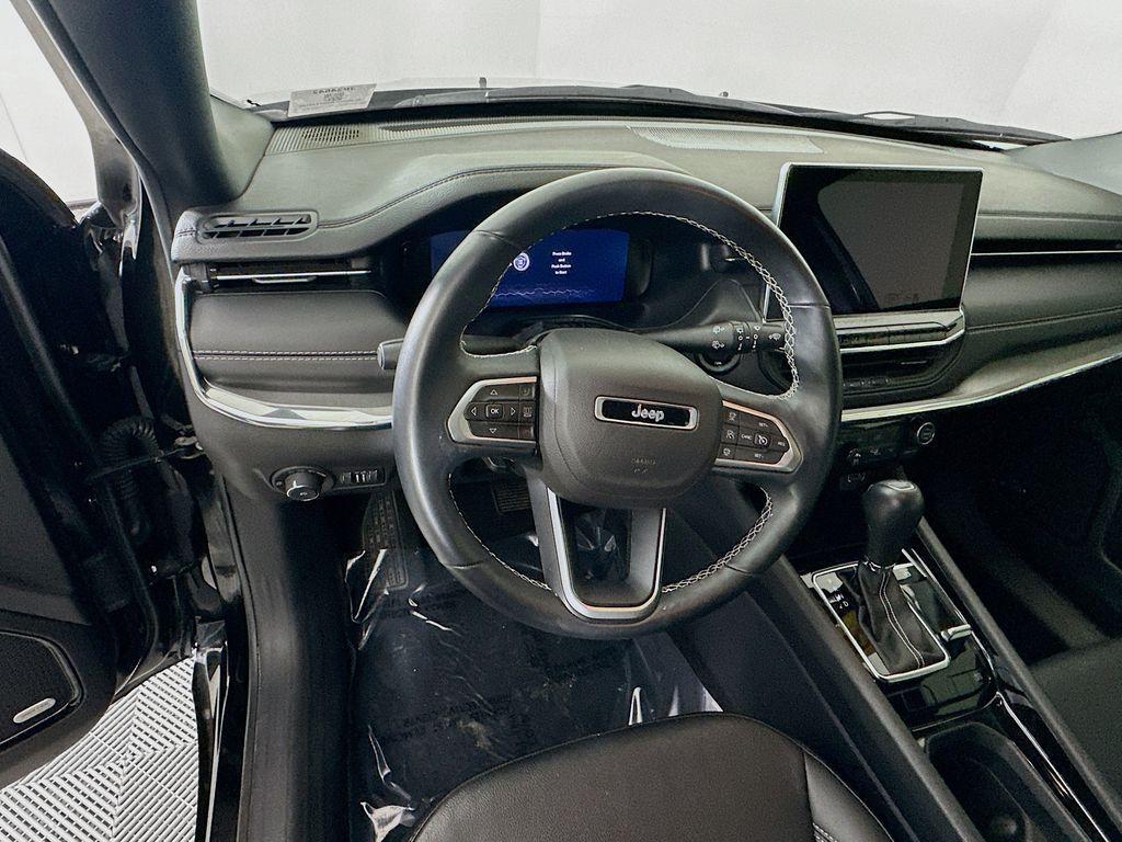 used 2022 Jeep Compass car, priced at $25,599