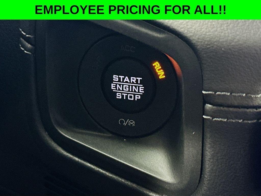 new 2025 Jeep Wrangler car, priced at $60,062