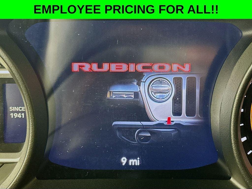 new 2025 Jeep Wrangler car, priced at $60,062