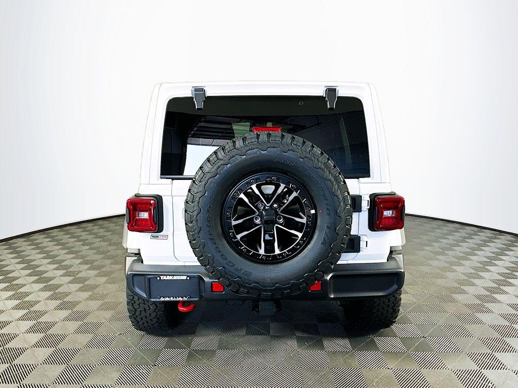 new 2025 Jeep Wrangler car, priced at $57,562