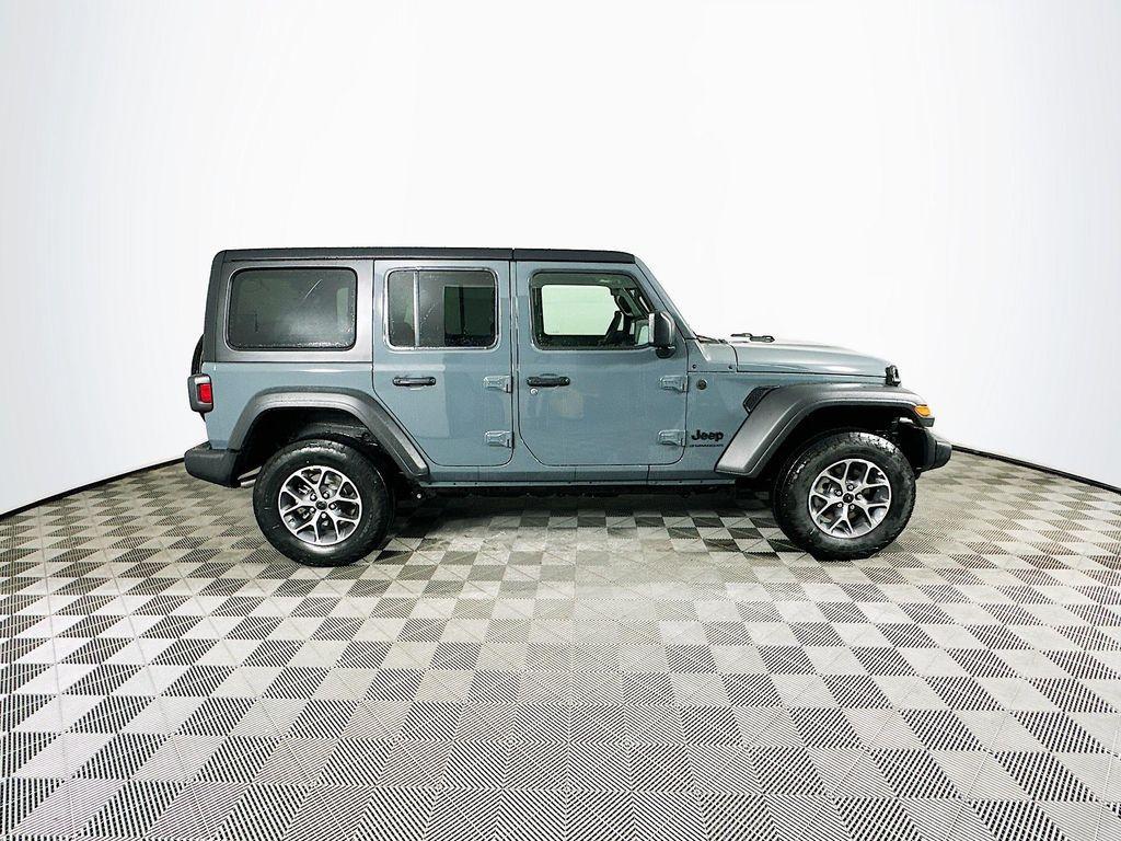 new 2025 Jeep Wrangler car, priced at $44,048