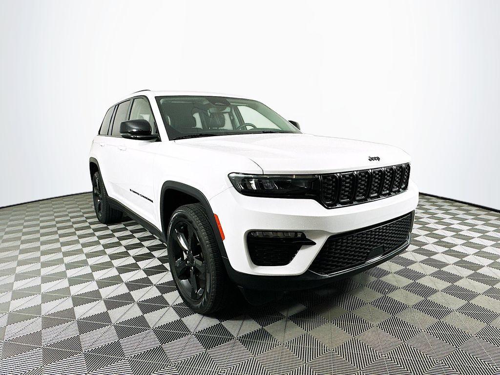 used 2023 Jeep Grand Cherokee car, priced at $35,500