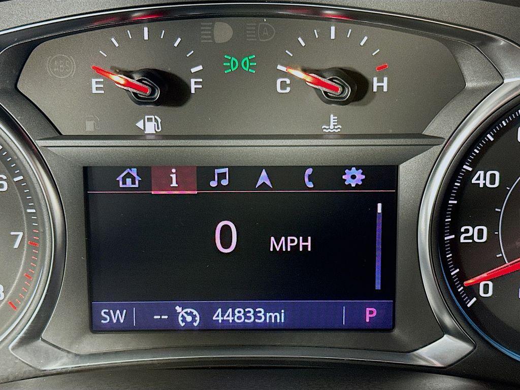 used 2023 Chevrolet Traverse car, priced at $27,774