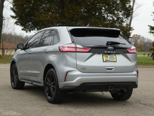 used 2022 Ford Edge car, priced at $22,900