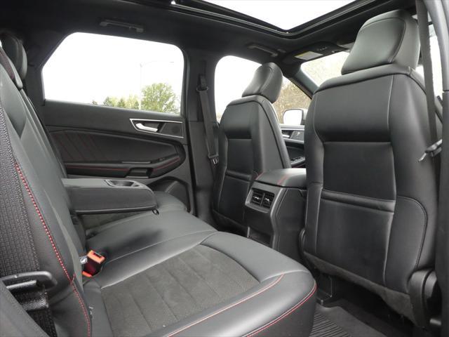 used 2022 Ford Edge car, priced at $22,900