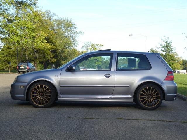 used 2004 Volkswagen R32 car, priced at $20,900