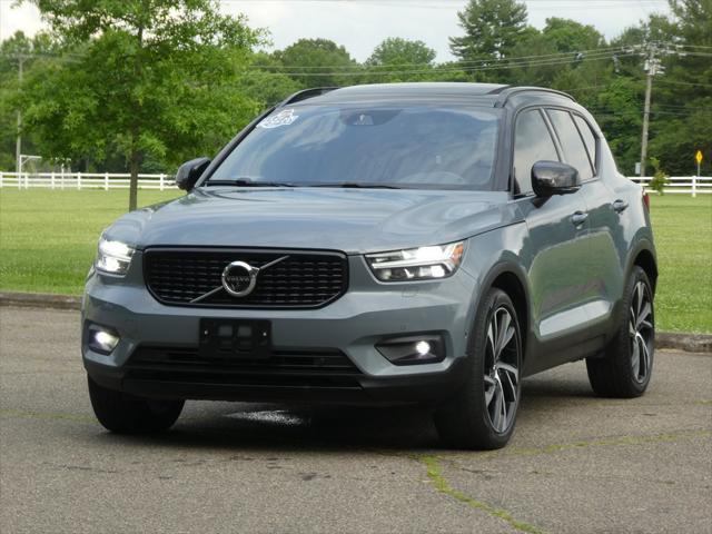 used 2021 Volvo XC40 car, priced at $22,900