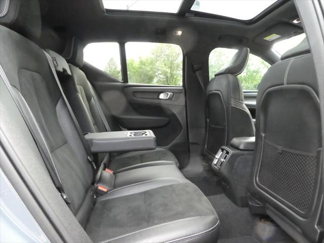 used 2021 Volvo XC40 car, priced at $22,900