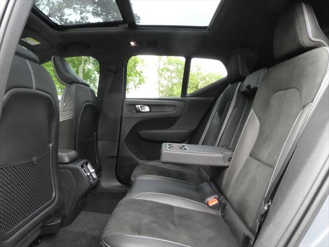 used 2021 Volvo XC40 car, priced at $22,900