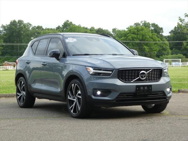 used 2021 Volvo XC40 car, priced at $22,900