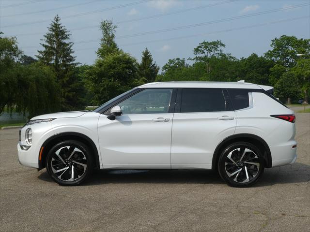 used 2022 Mitsubishi Outlander car, priced at $21,900