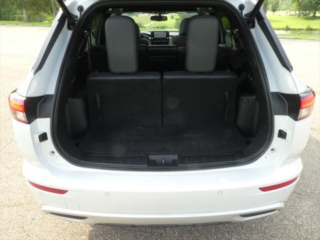 used 2022 Mitsubishi Outlander car, priced at $21,900