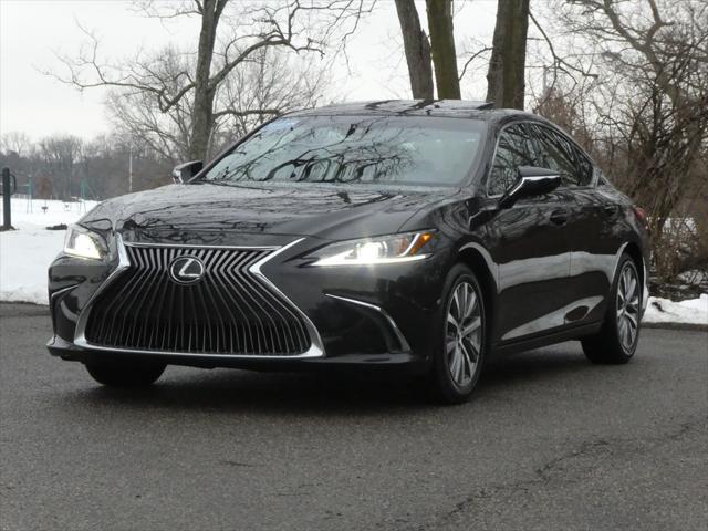 used 2020 Lexus ES 350 car, priced at $31,900