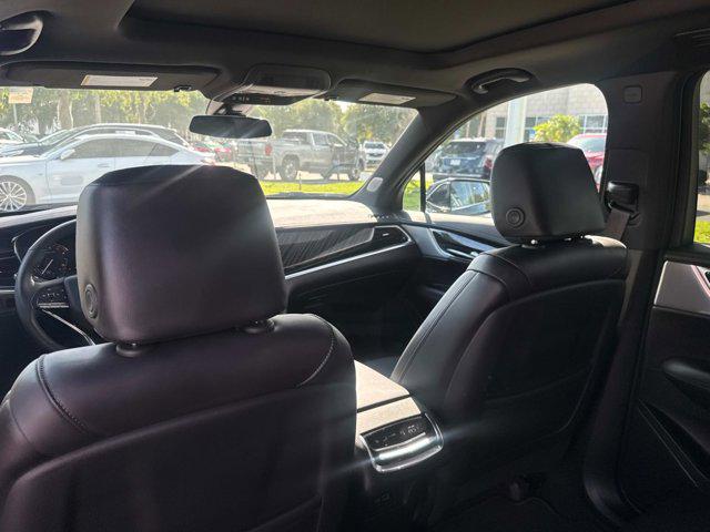 used 2025 Cadillac XT6 car, priced at $47,500