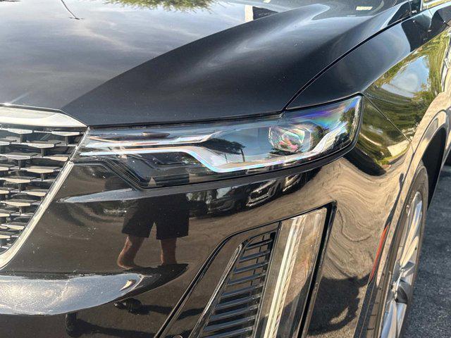 used 2025 Cadillac XT6 car, priced at $47,500