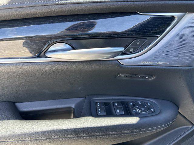 used 2025 Cadillac XT5 car, priced at $39,990