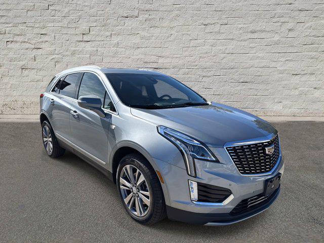used 2025 Cadillac XT5 car, priced at $39,990