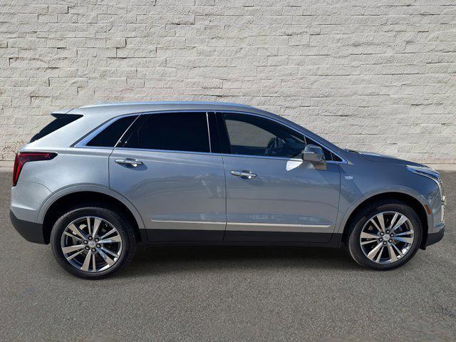 used 2025 Cadillac XT5 car, priced at $39,990