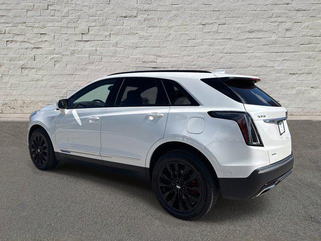 new 2025 Cadillac XT5 car, priced at $68,280