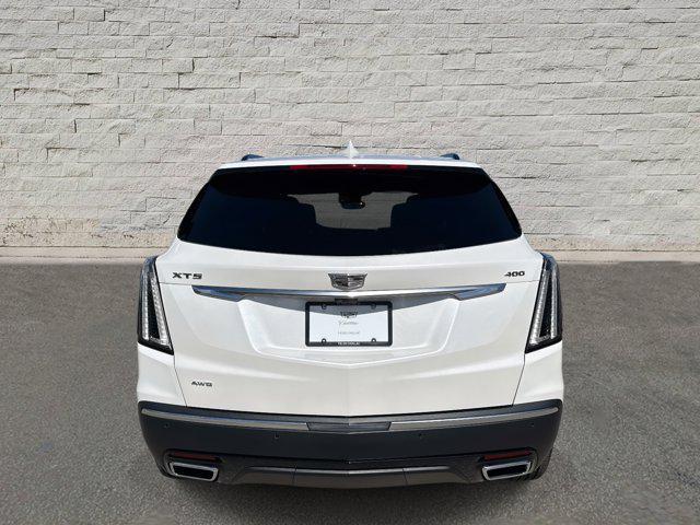 new 2025 Cadillac XT5 car, priced at $68,280