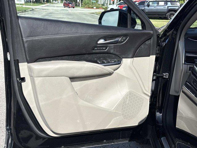 used 2022 Cadillac XT4 car, priced at $31,995