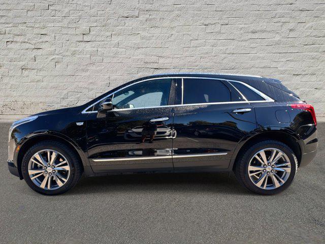 used 2025 Cadillac XT5 car, priced at $43,900