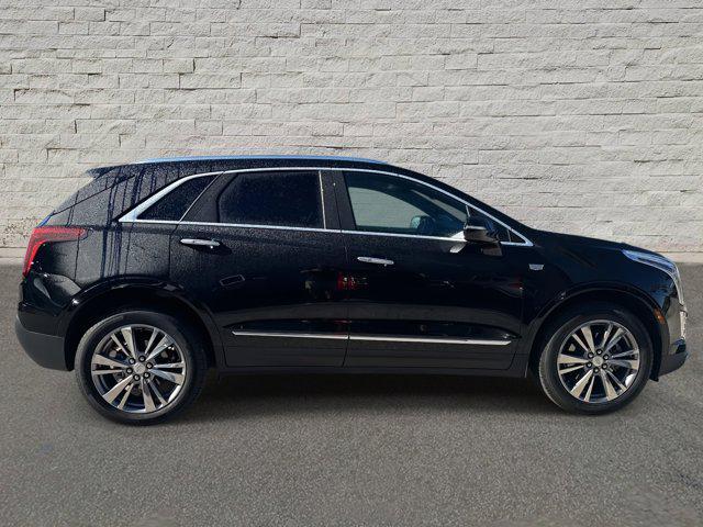 used 2025 Cadillac XT5 car, priced at $43,900