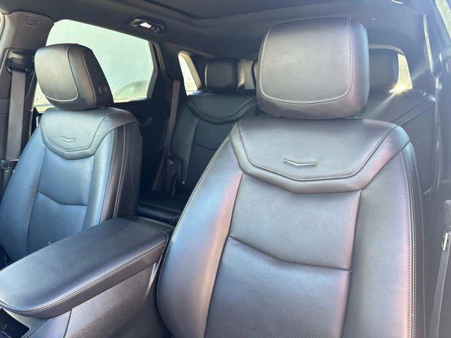 used 2025 Cadillac XT5 car, priced at $43,900