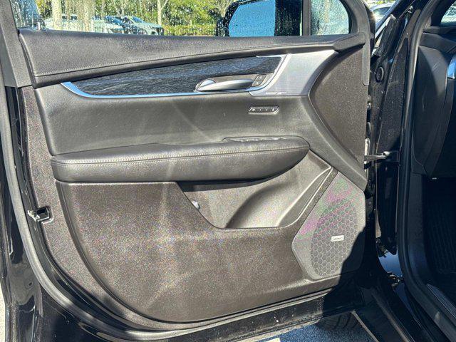 used 2025 Cadillac XT5 car, priced at $43,900