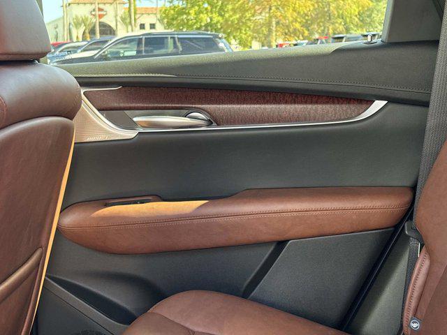 new 2025 Cadillac XT5 car, priced at $68,280