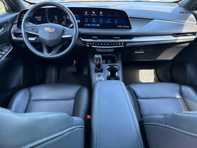 used 2025 Cadillac XT4 car, priced at $39,900