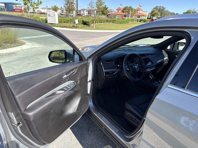 used 2023 Cadillac XT4 car, priced at $29,990