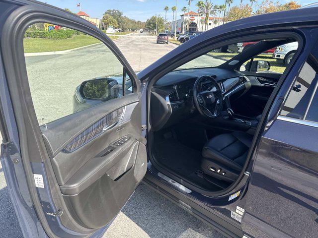used 2025 Cadillac XT6 car, priced at $42,900