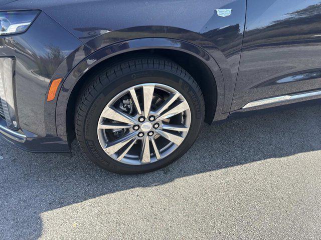 used 2025 Cadillac XT6 car, priced at $42,900