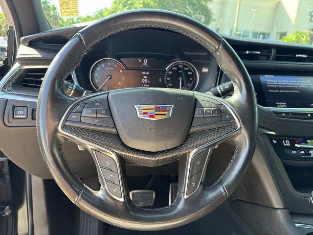 used 2020 Cadillac XT5 car, priced at $20,735