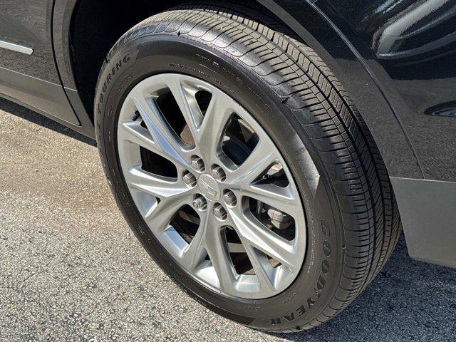 used 2020 Cadillac XT5 car, priced at $20,735