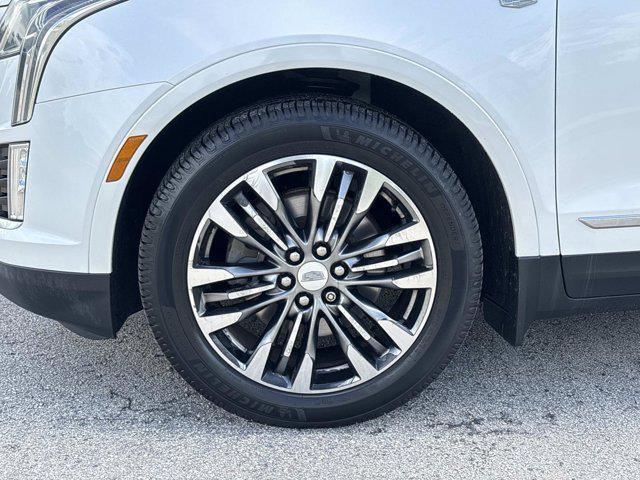 used 2017 Cadillac XT5 car, priced at $20,995
